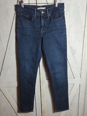 Levi's 311 Shaping Skinny Jeans Size 27